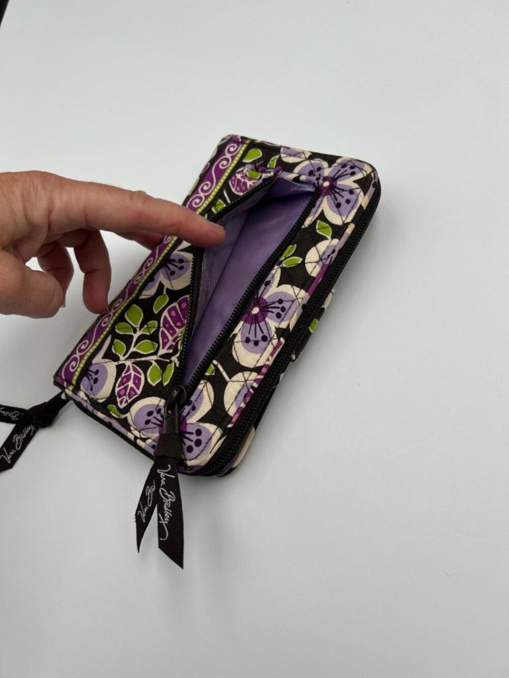 VERA BRADLEY Ziparound Wallet Plum Petals Purple Floral Quilted Cotton Organizer - Picture 3 of 10